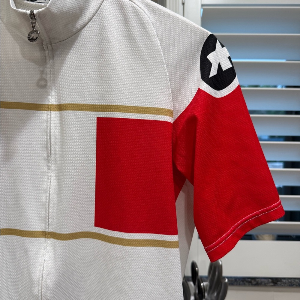 Assos White Cycling Jersey with Red and Green Panels - Picture 11 of 12